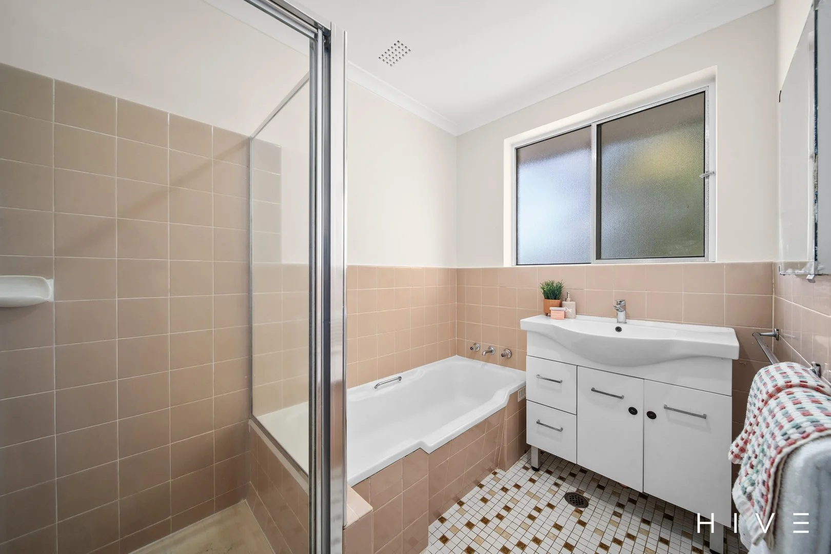 Photo of 16 Roseworthy Crescent, Farrer ACT 2607