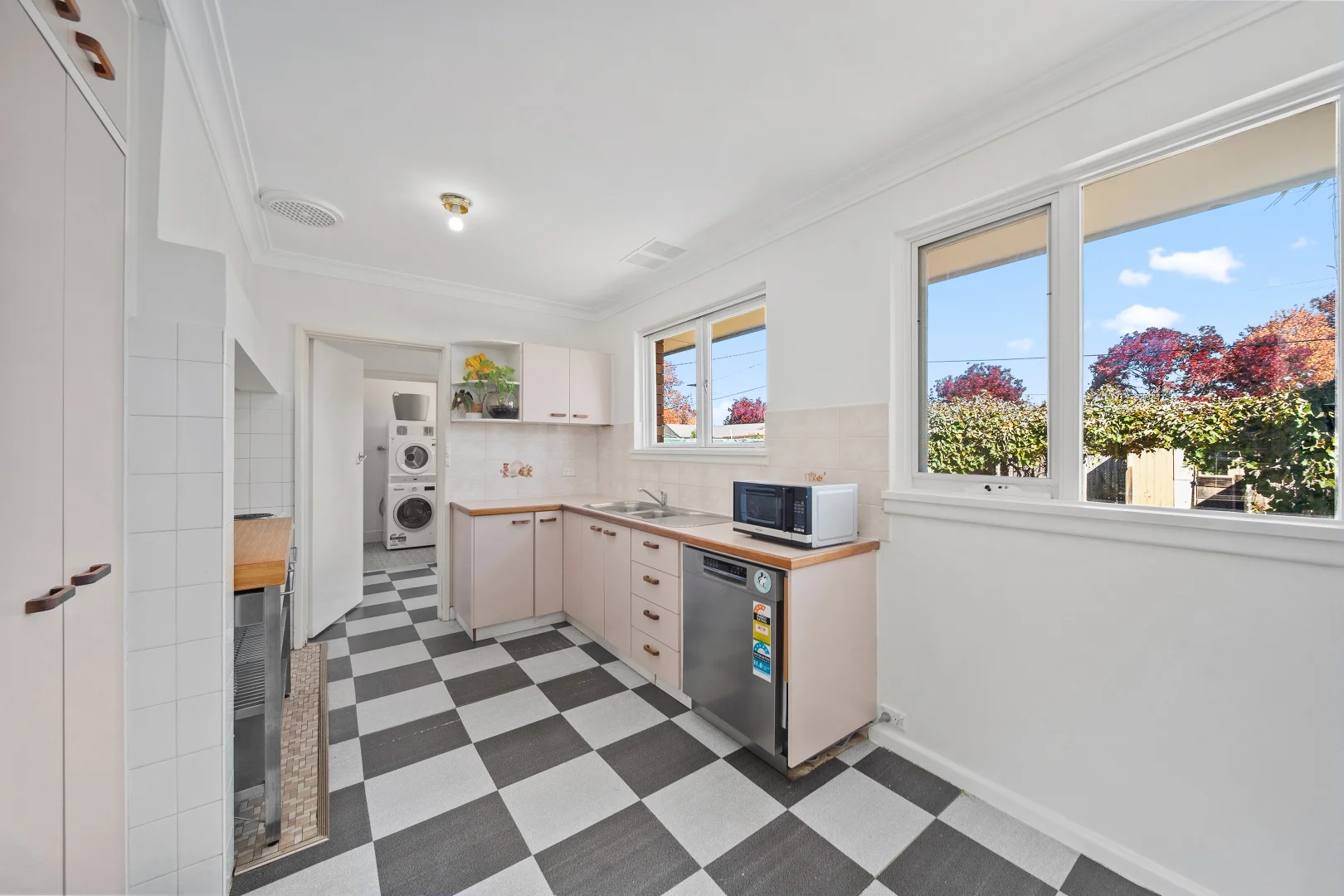 Photo of 44 Phillip Avenue, Downer ACT 2602