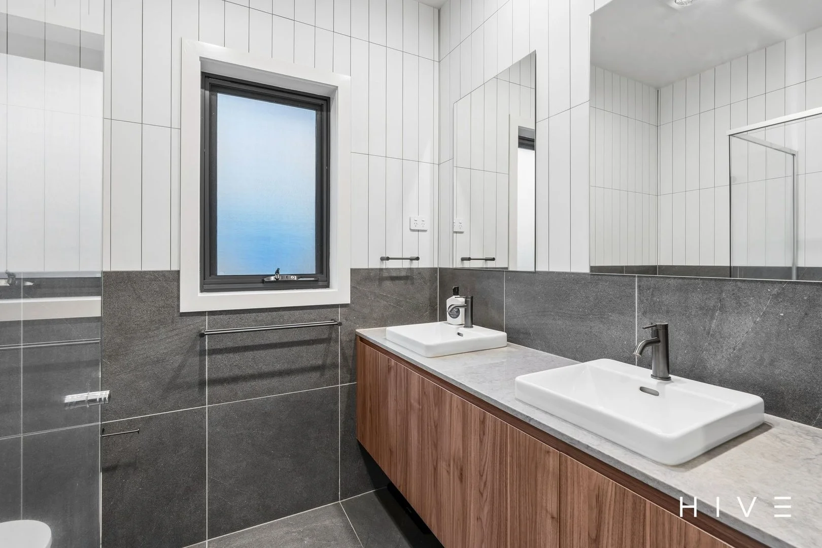 Photo of 3/8 Powlett Street, Kaleen ACT 2617