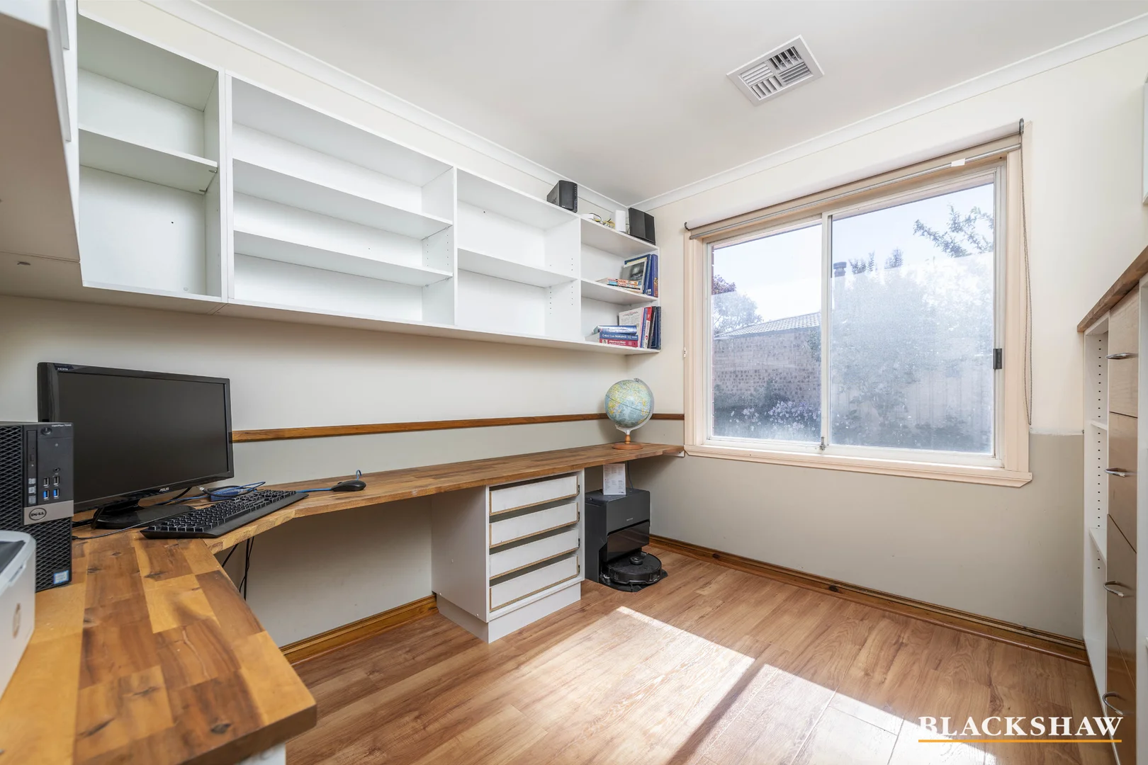 Photo of 1 Paul Place, Monash ACT 2904