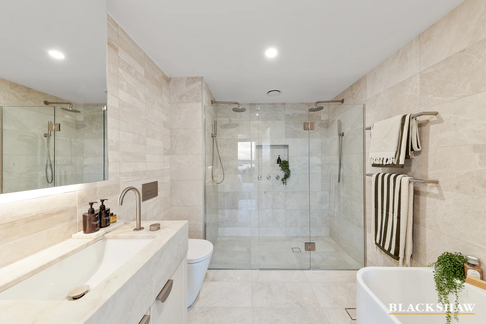 Photo of 805/72 Allara Street, City ACT 2601