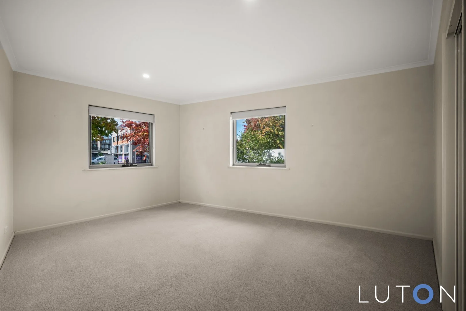 Photo of 102/107 Canberra Avenue, Griffith ACT 2603