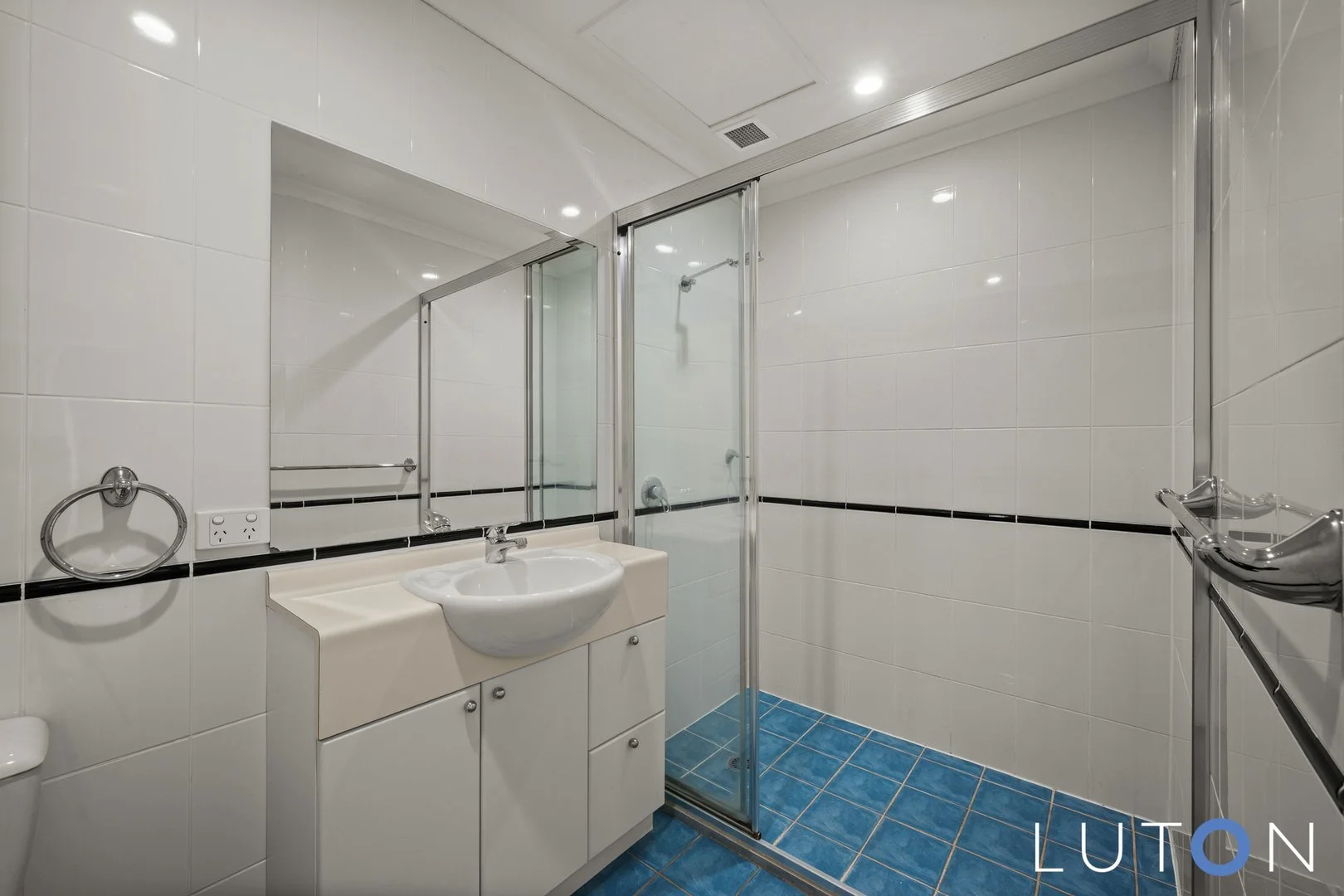 Photo of 102/107 Canberra Avenue, Griffith ACT 2603