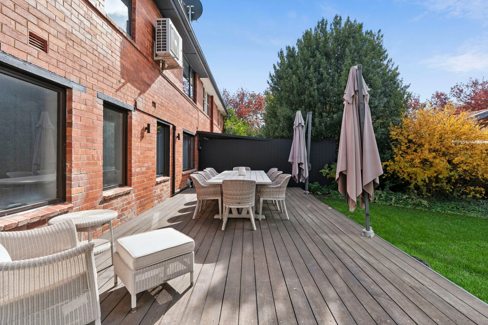 Photo of 55 Sturt Avenue, Narrabundah ACT 2604