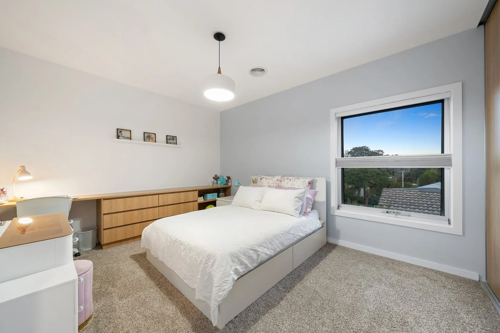 Photo of 64 Bambridge Street, Weetangera ACT 2614