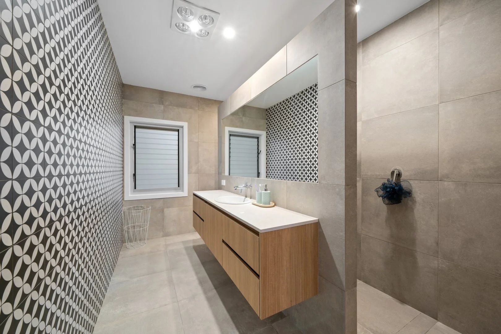 Photo of 64 Bambridge Street, Weetangera ACT 2614