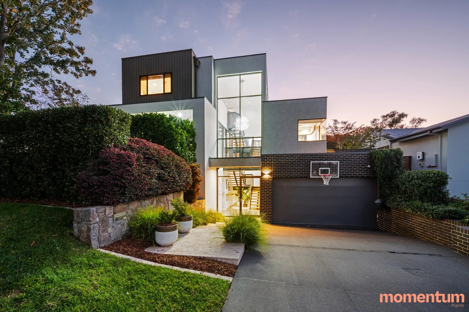 Photo of 8 Daglish Street, Curtin ACT 2605