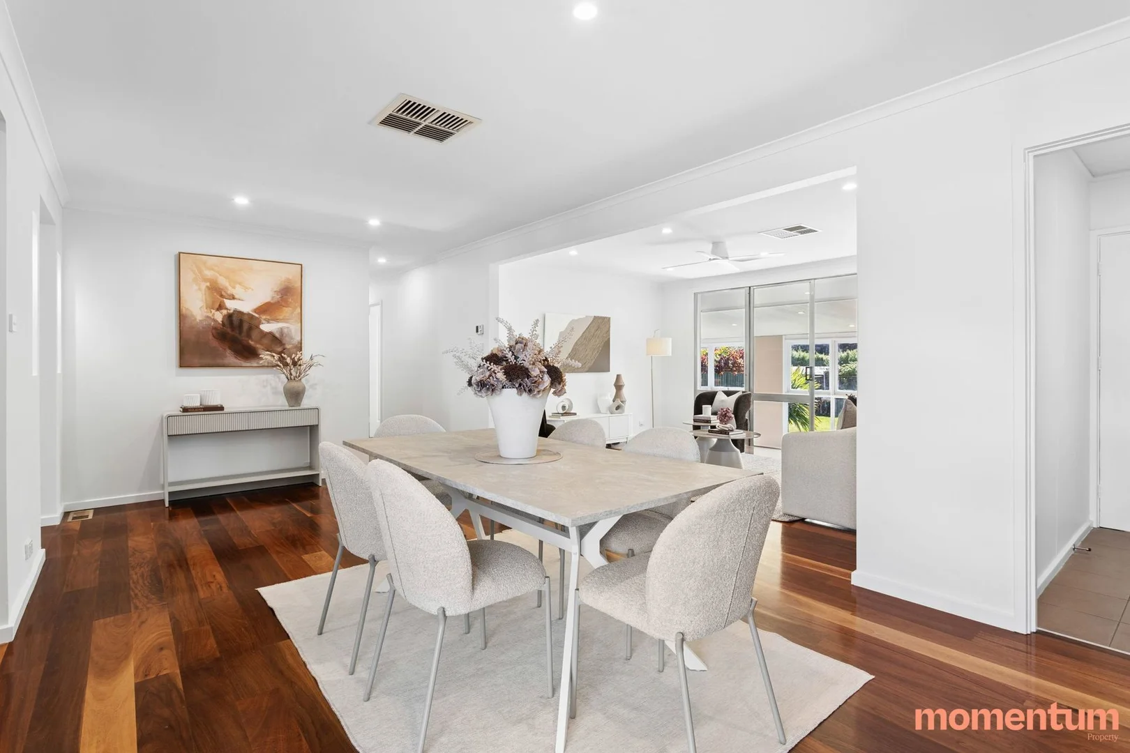 Photo of 6 Lyle Place, Chifley ACT 2606