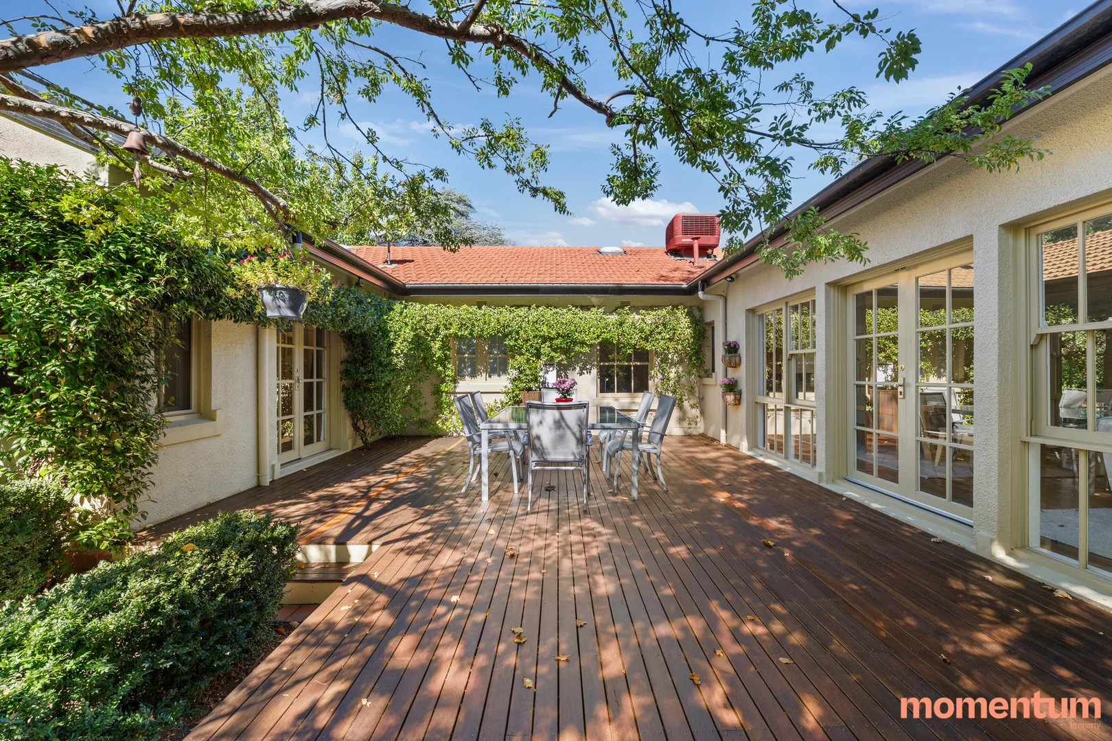 Photo of 57 Euree Street, Reid ACT 2612