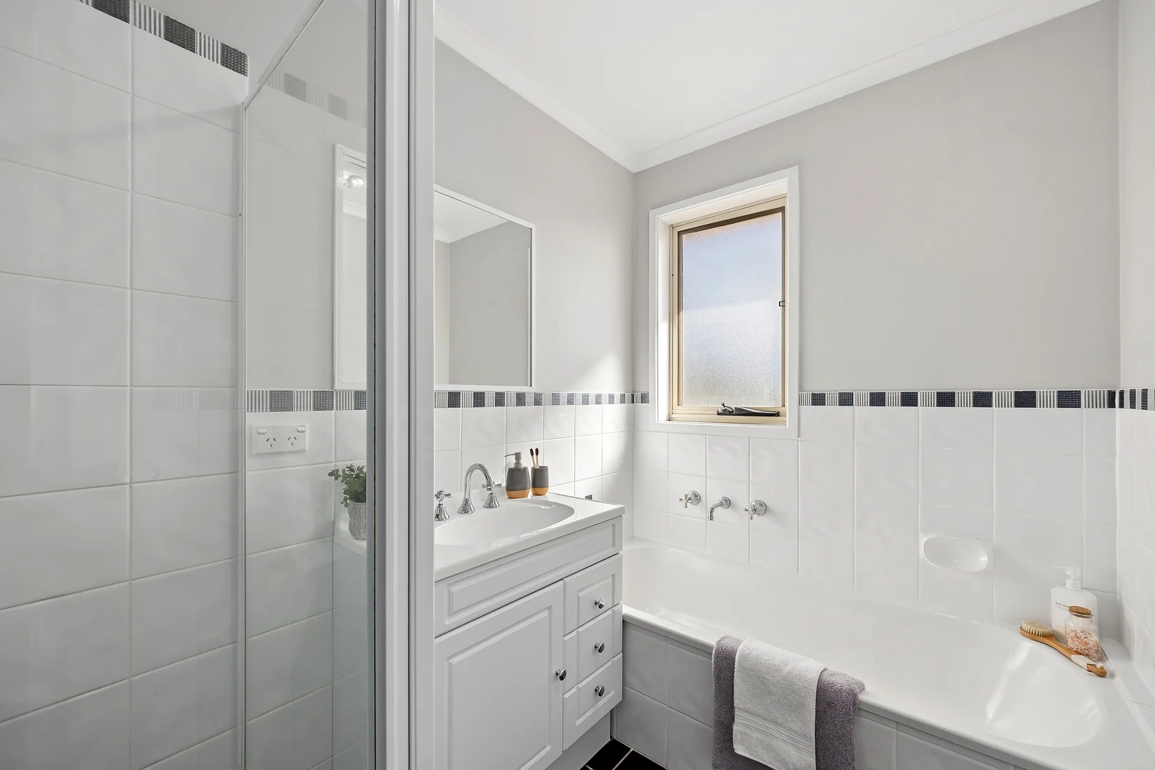 Photo of 329 Anthony Rolfe Avenue, Gungahlin ACT 2912