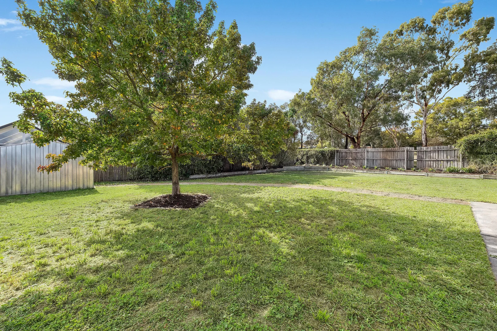 Photo of 2 Swallow Street, Dunlop ACT 2615