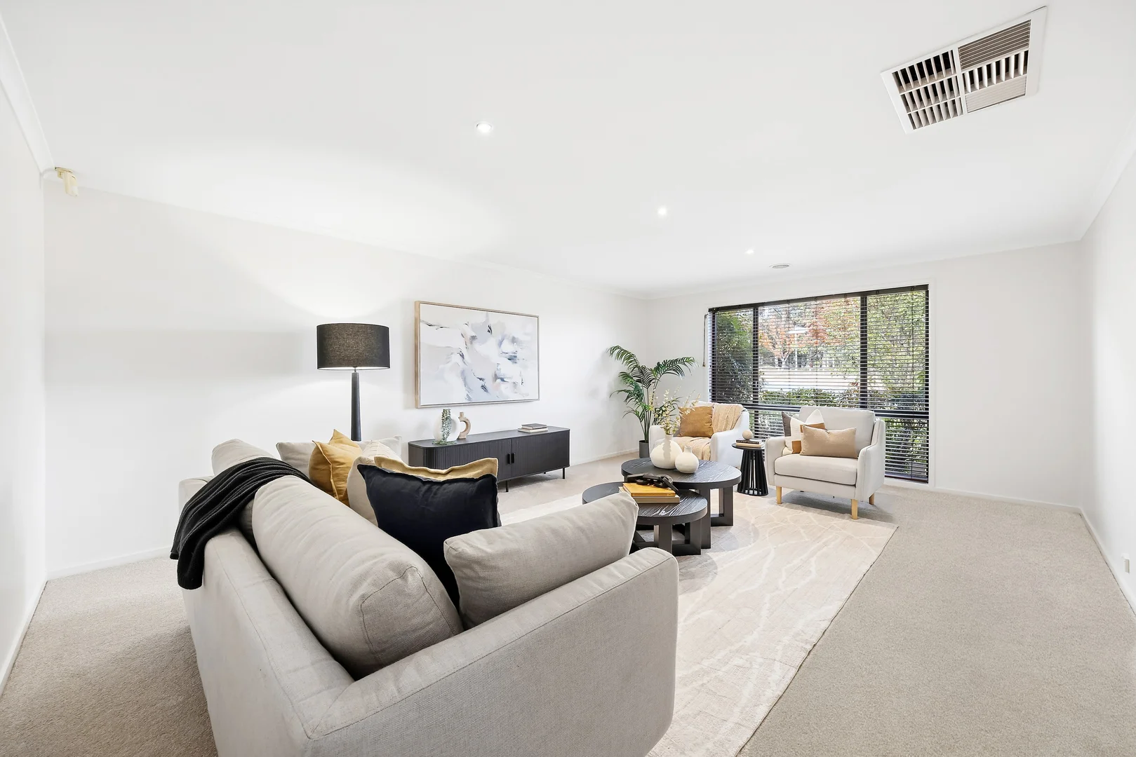 Photo of 2 Swallow Street, Dunlop ACT 2615
