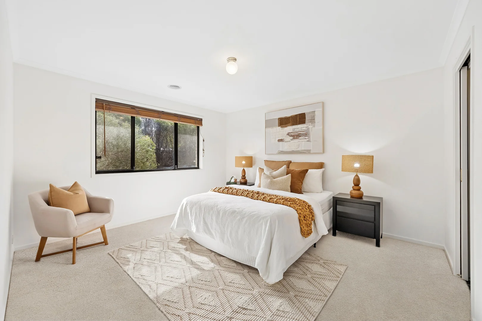 Photo of 2 Swallow Street, Dunlop ACT 2615