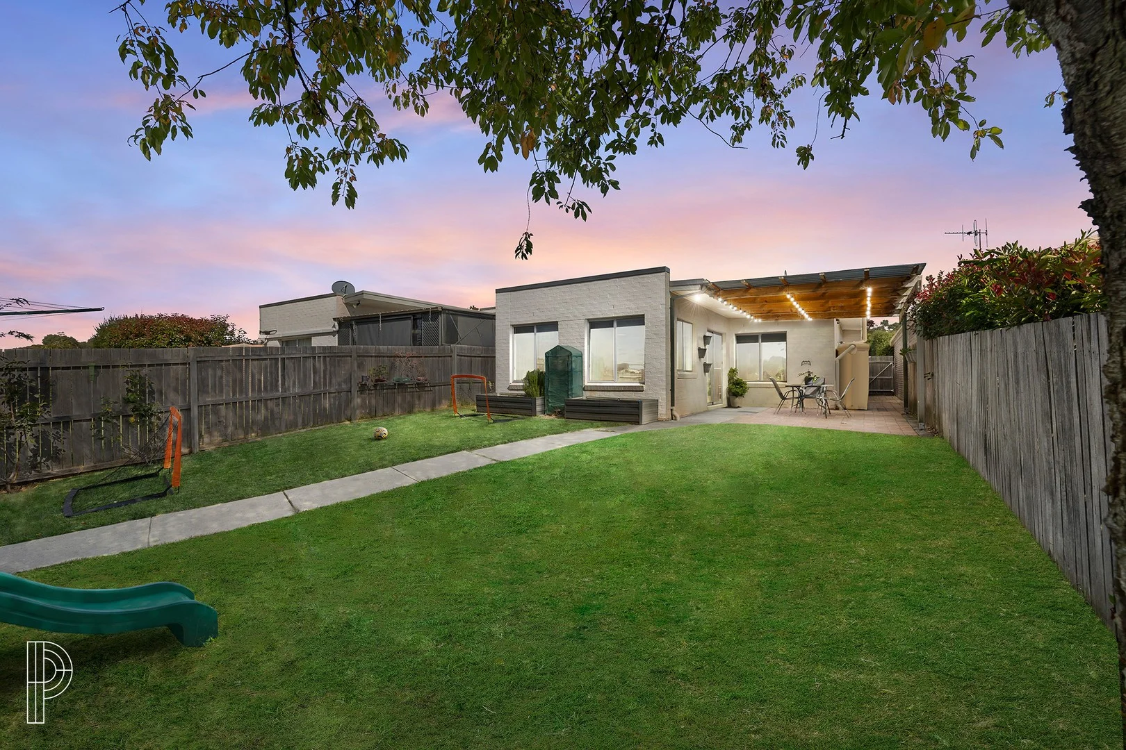 Photo of 10 John James Loop, Macgregor ACT 2615