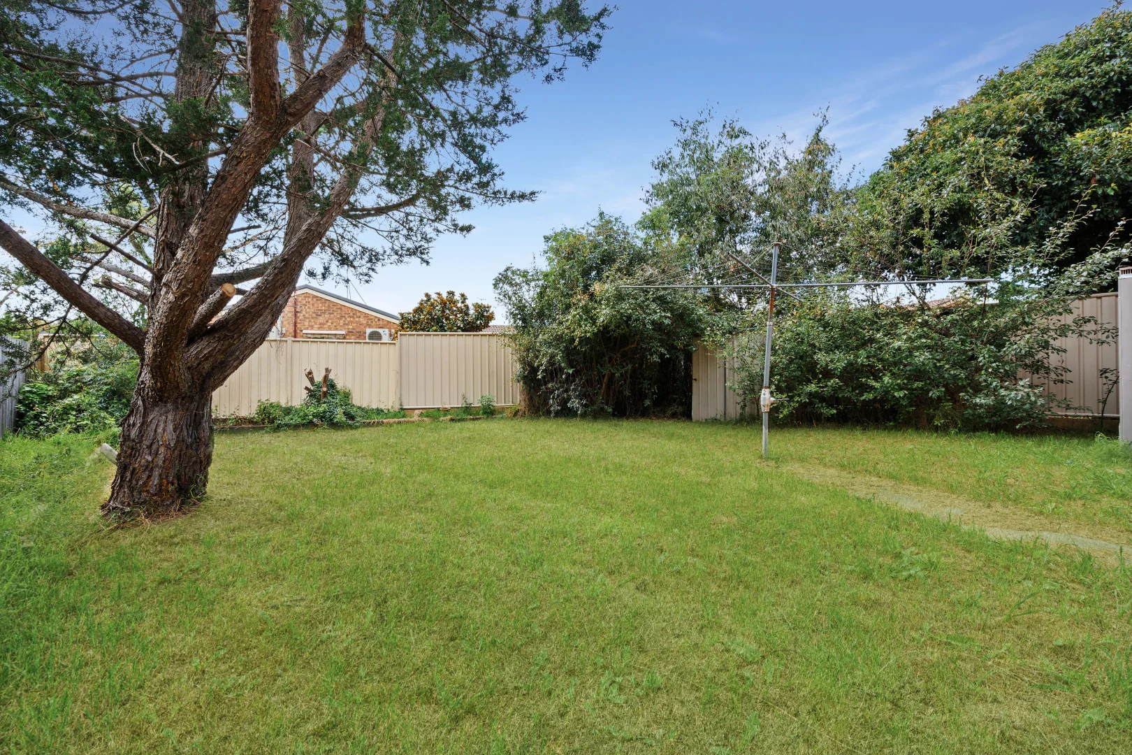 Photo of 10 Hart Close, Palmerston ACT 2913