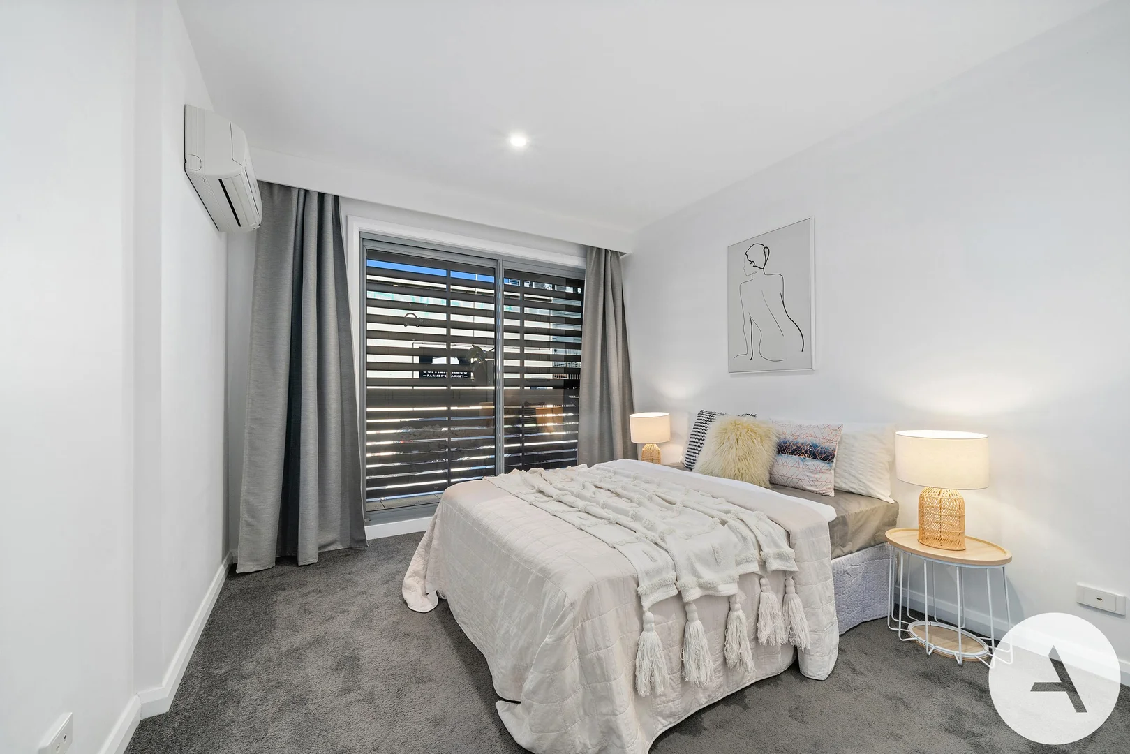 Photo of 19/10 Macpherson Street, O'Connor ACT 2602