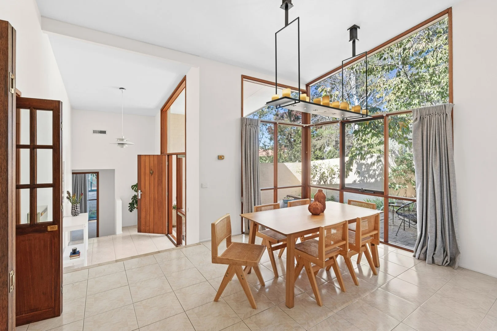 Photo of 2 Claxton Crescent, Lyneham ACT 2602