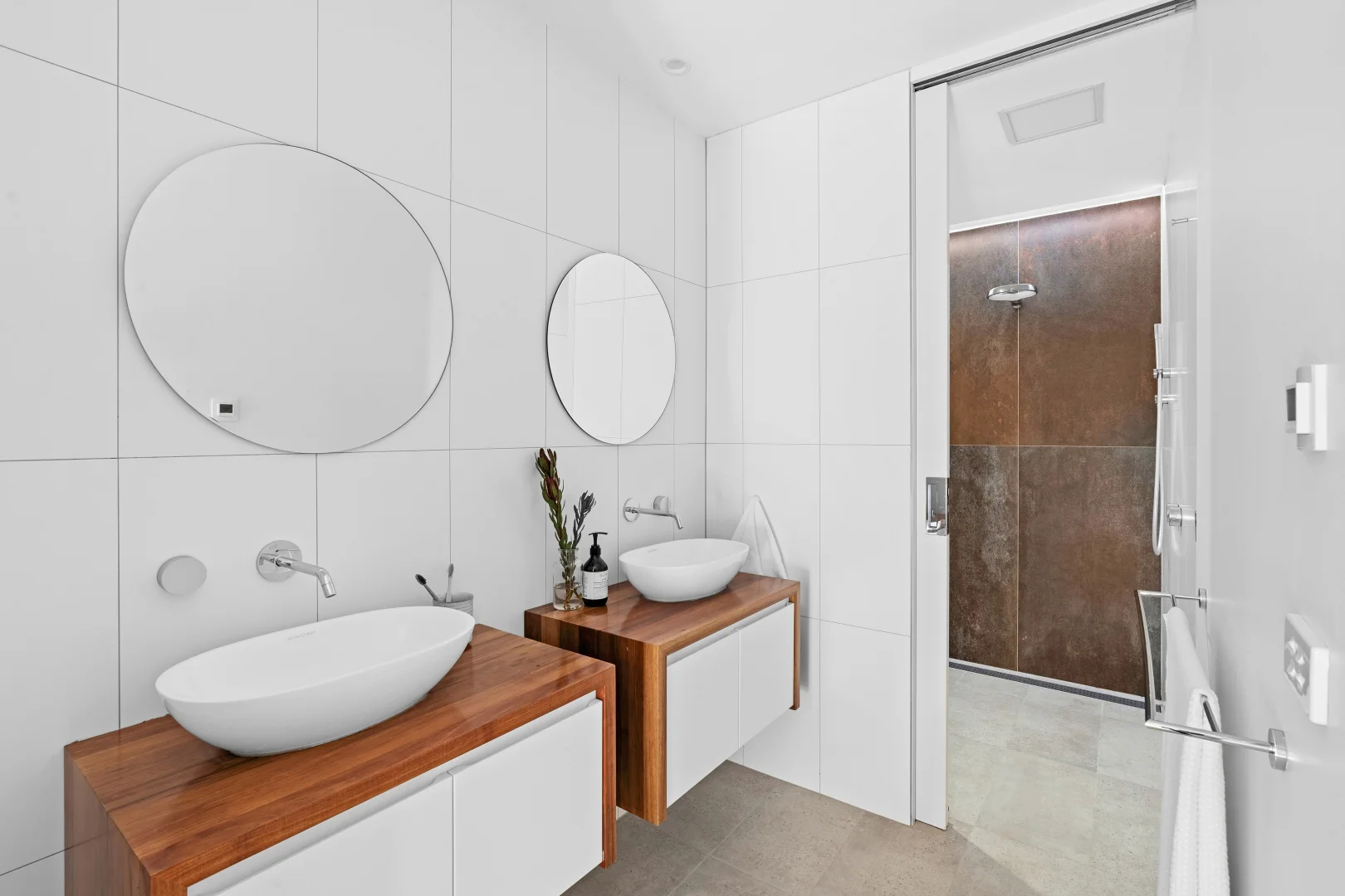 Photo of 2 Claxton Crescent, Lyneham ACT 2602