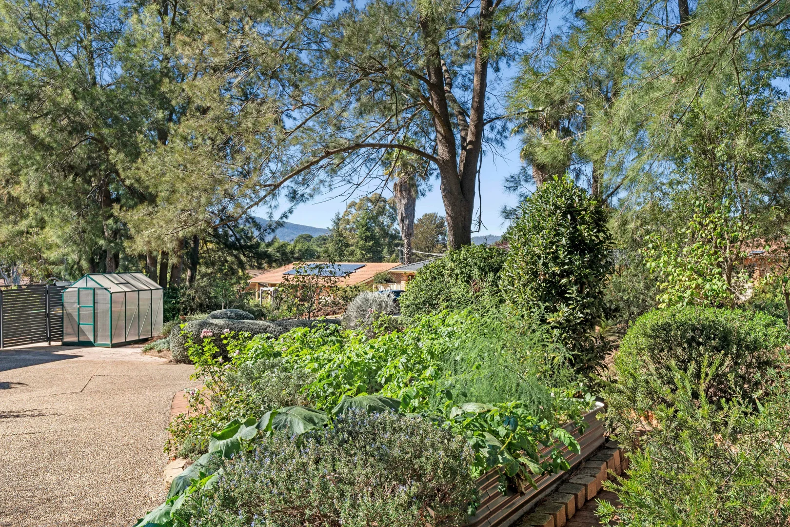 Photo of 2 Claxton Crescent, Lyneham ACT 2602
