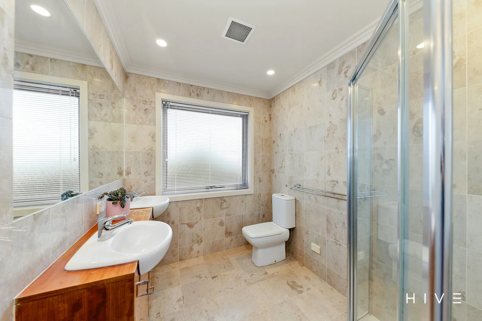 Photo of 10 Elliott Street, Campbell ACT 2612