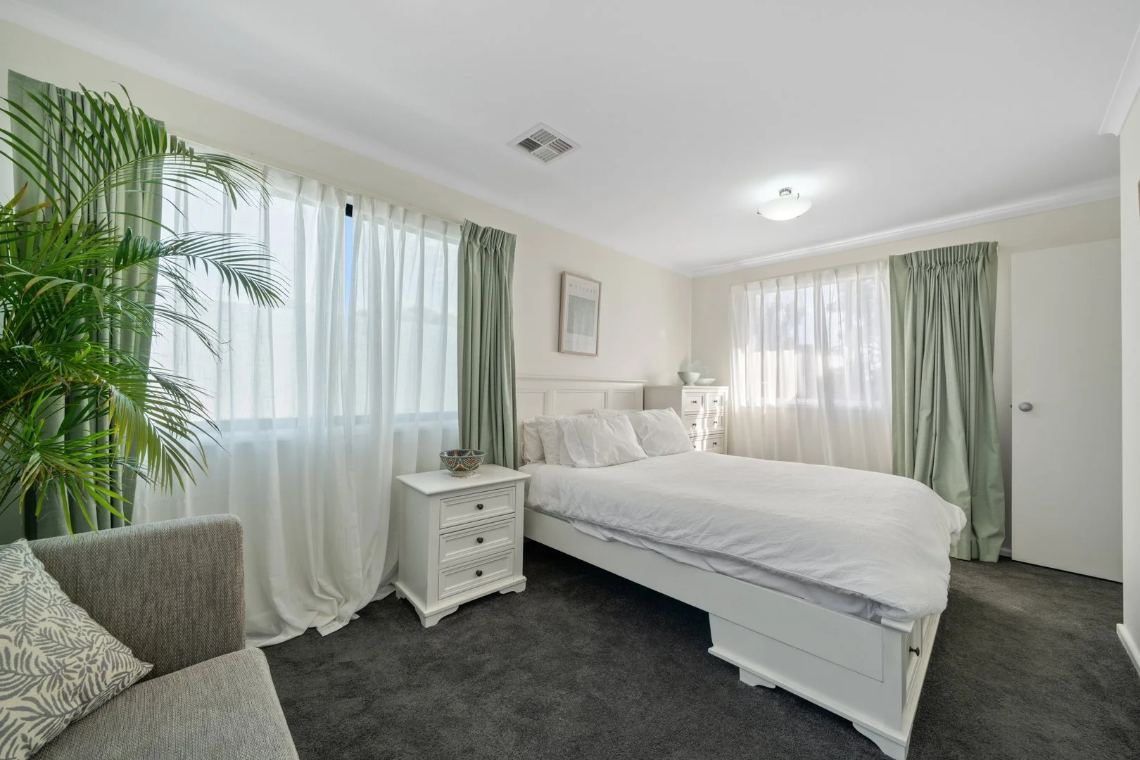 Photo of 3 French Street, Hackett ACT 2602