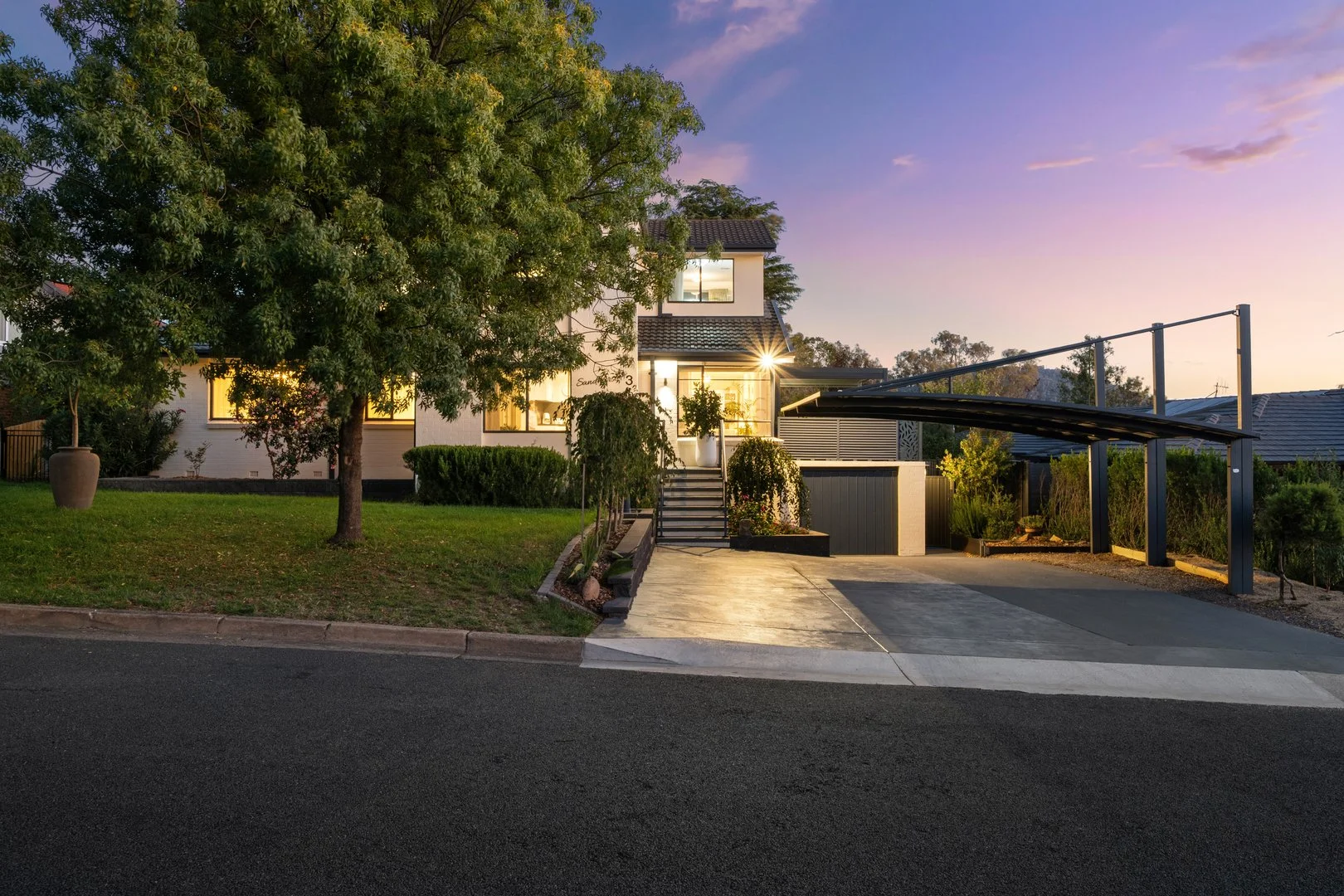 Photo of 3 French Street, Hackett ACT 2602
