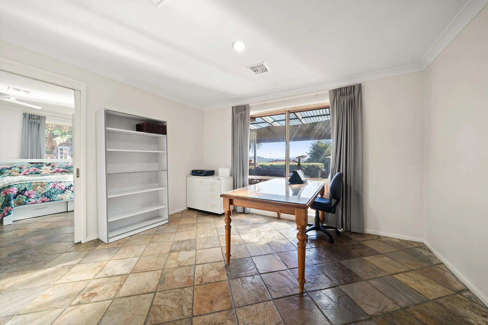 Photo of 24 Kirkwood Crescent, Gordon ACT 2906