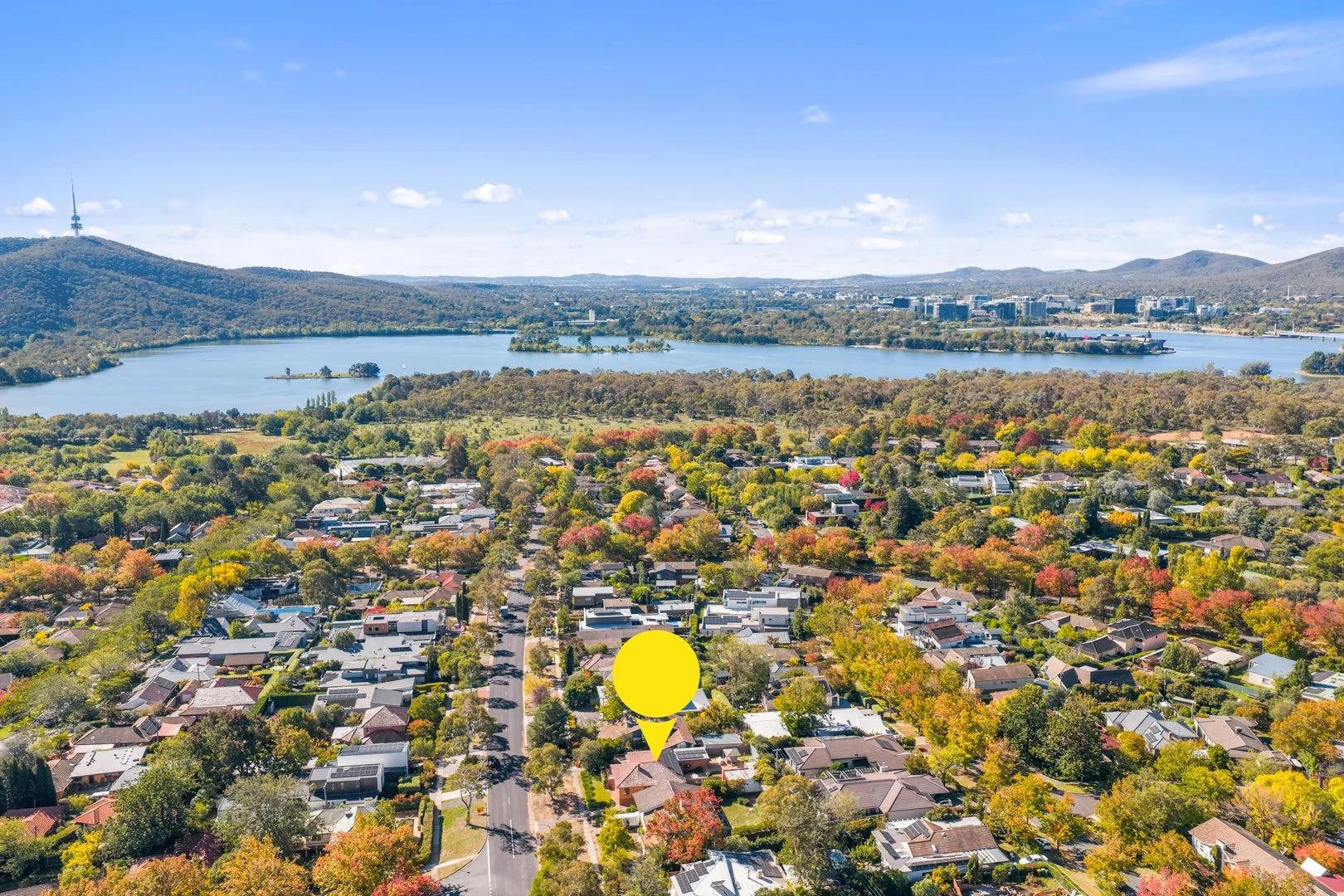 Photo of 104 Hopetoun Circuit, Yarralumla ACT 2600