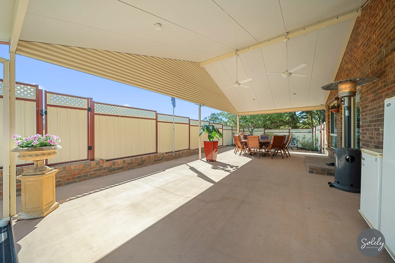 Photo of 2 Fingleton Crescent, Gordon ACT 2906