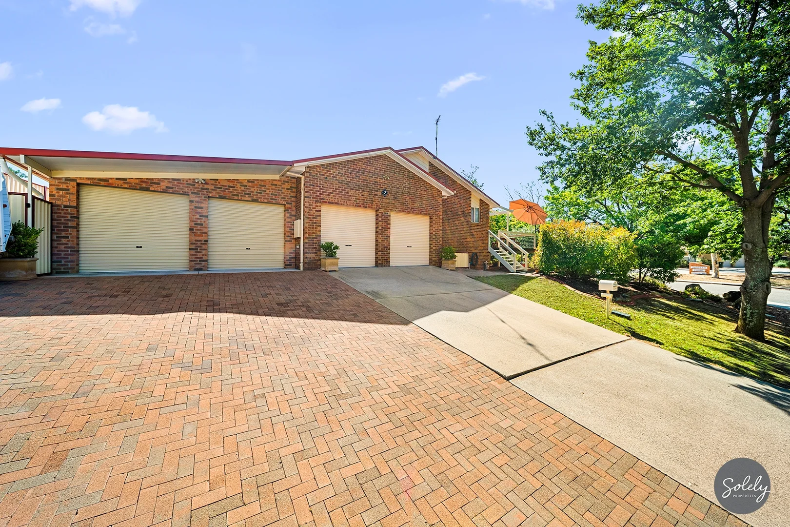 Photo of 2 Fingleton Crescent, Gordon ACT 2906