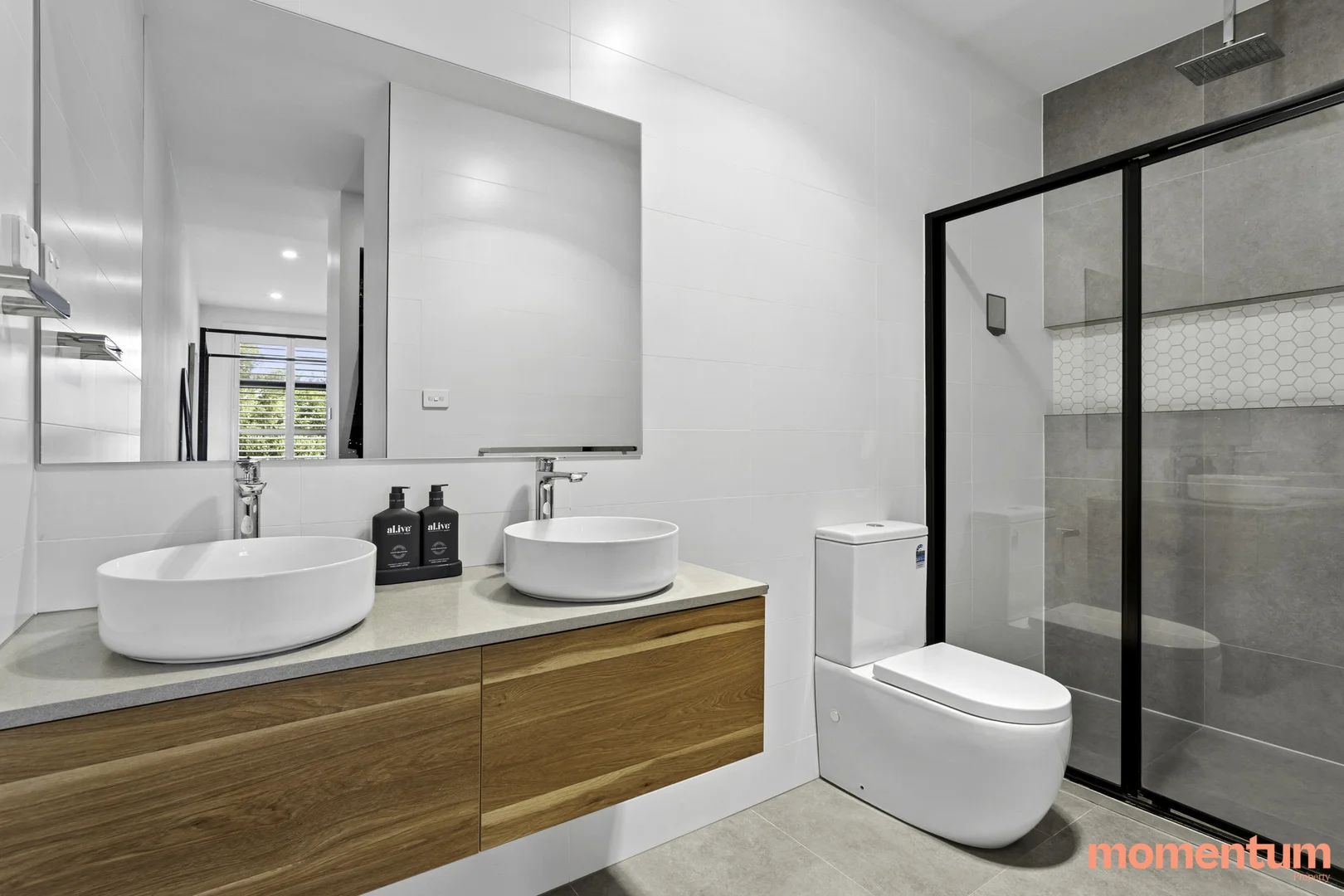 Photo of 76A Streeton Drive, Rivett ACT 2611