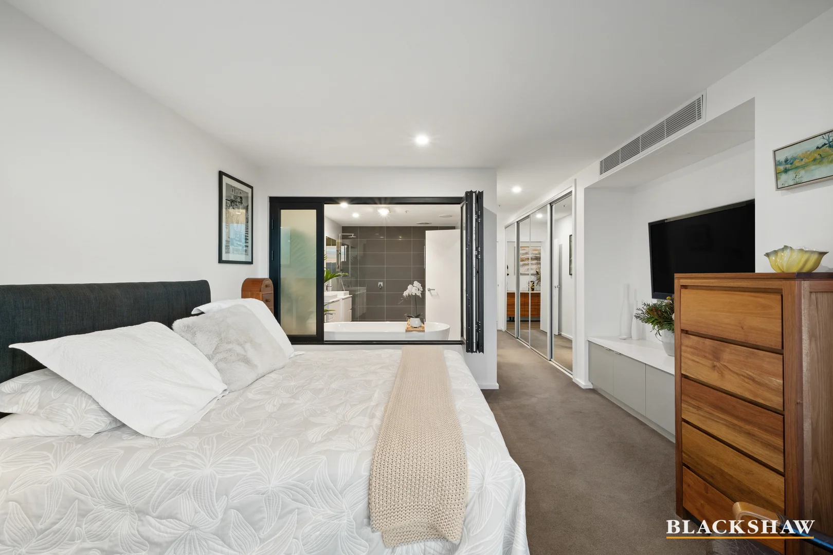 Photo of 1202/2 Gribble Street, Gungahlin ACT 2912