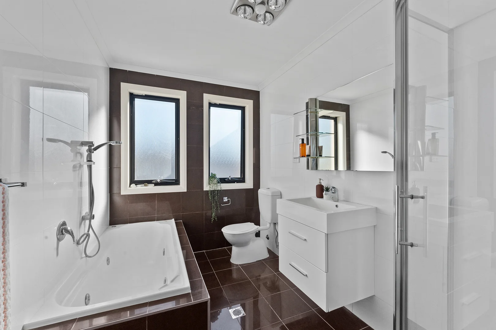 Photo of 16 Kinloch Circuit, Bruce ACT 2617
