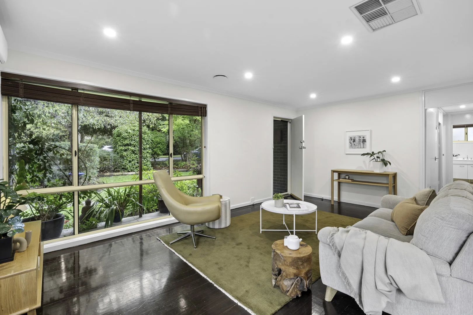 Photo of 8 Harris Street, Hackett ACT 2602