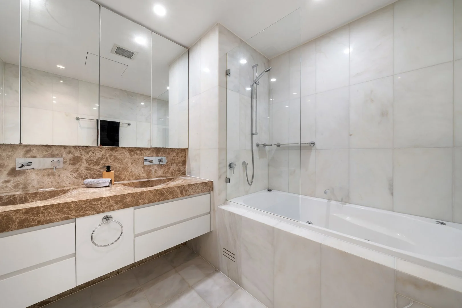 Photo of 53/15 Coranderrk Street, City ACT 2601