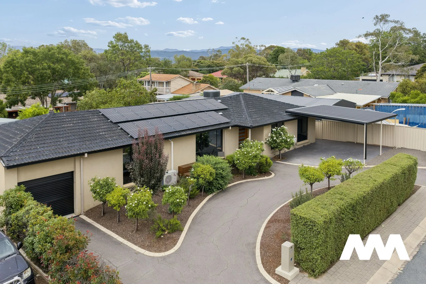 Photo of 39 Upton Street, Monash ACT 2904