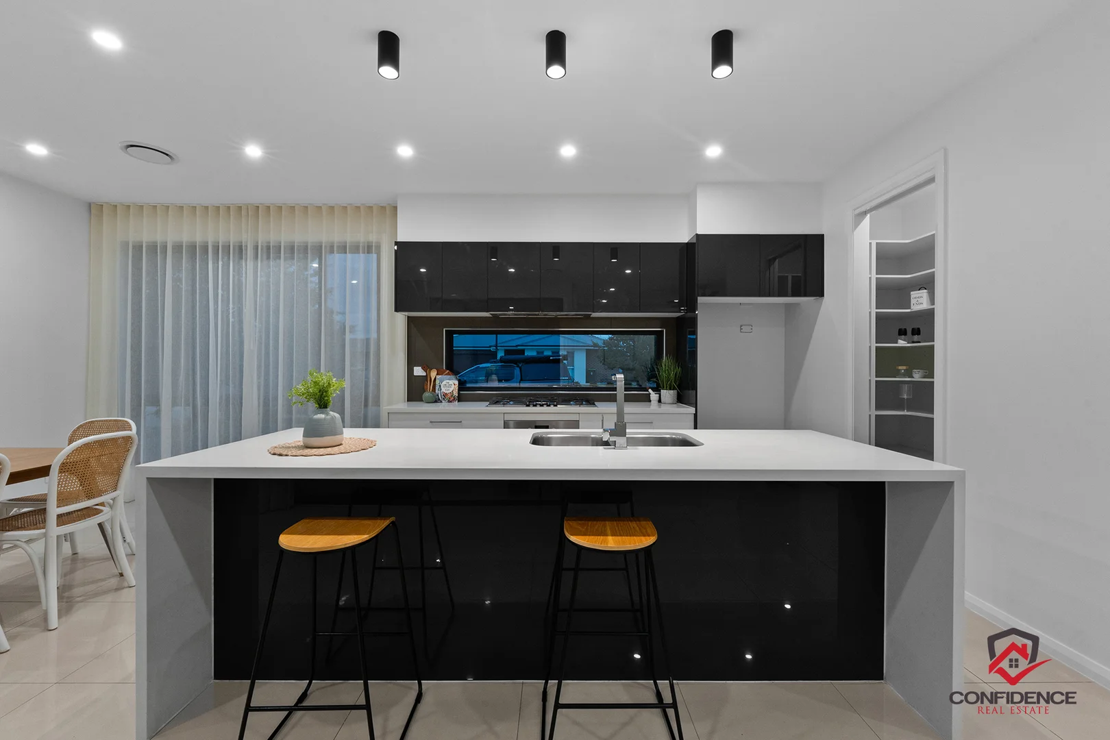 Photo of 11 Booroolong Street, Throsby ACT 2914