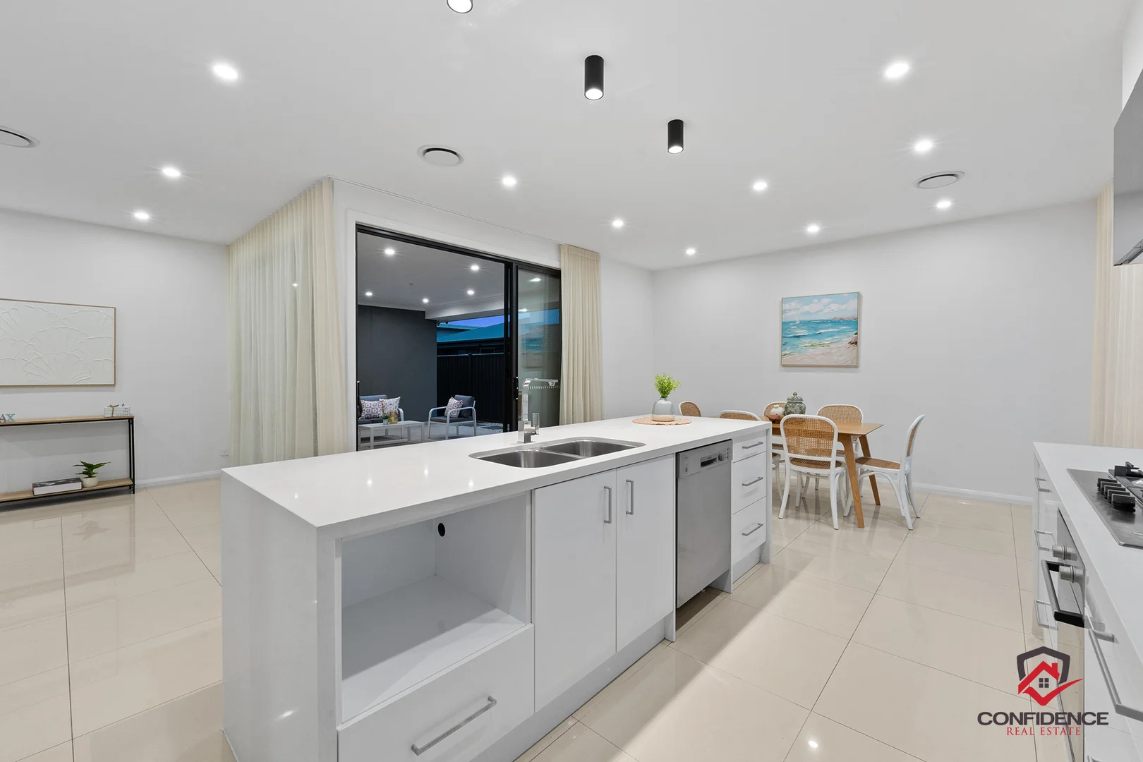 Photo of 11 Booroolong Street, Throsby ACT 2914