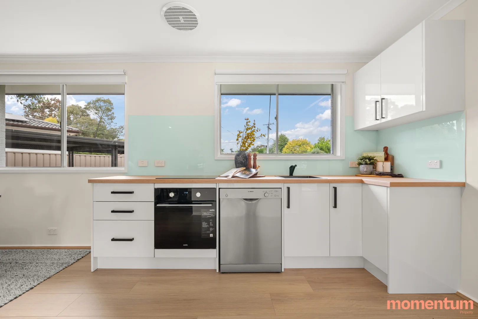 Photo of 2 Broun Place, Kambah ACT 2902