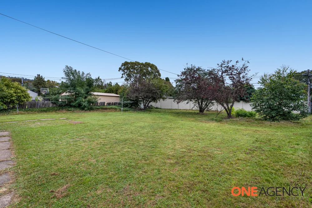 Photo of 16 Hodgson Crescent, Pearce ACT 2607