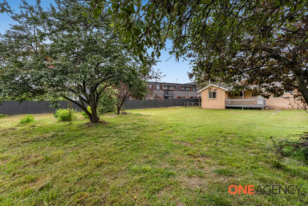 Photo of 16 Hodgson Crescent, Pearce ACT 2607