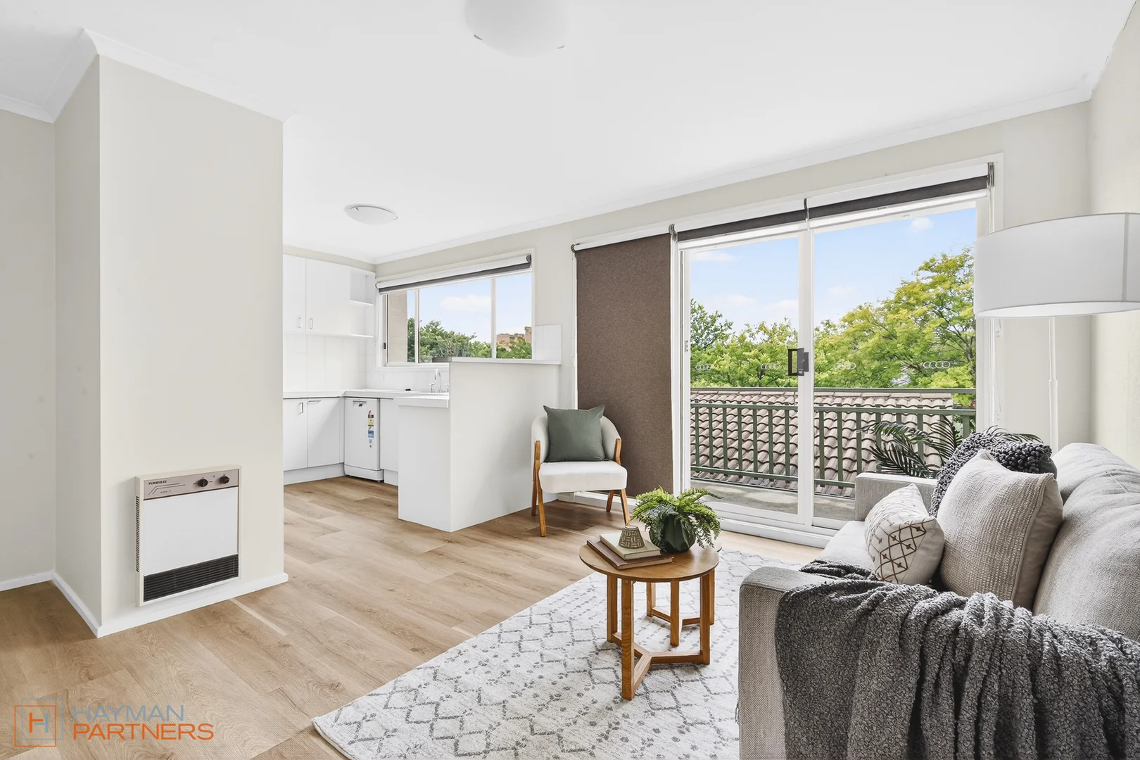 Photo of 14 Bootle Place, Phillip ACT 2606