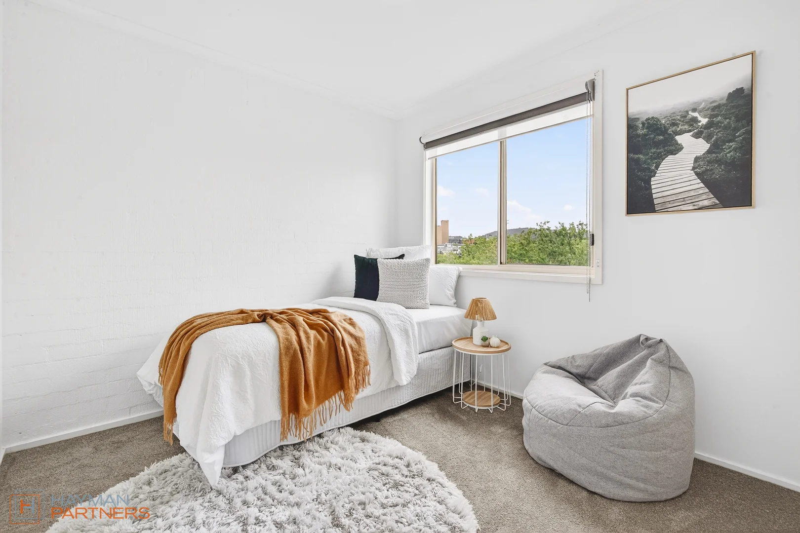 Photo of 14 Bootle Place, Phillip ACT 2606