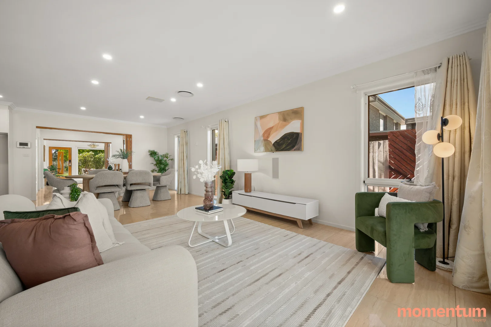 Photo of 16 Ballantyne Crescent, Franklin ACT 2913