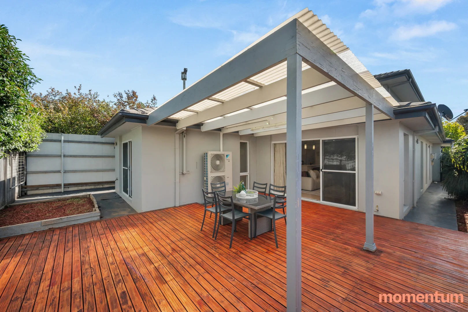 Photo of 16 Ballantyne Crescent, Franklin ACT 2913