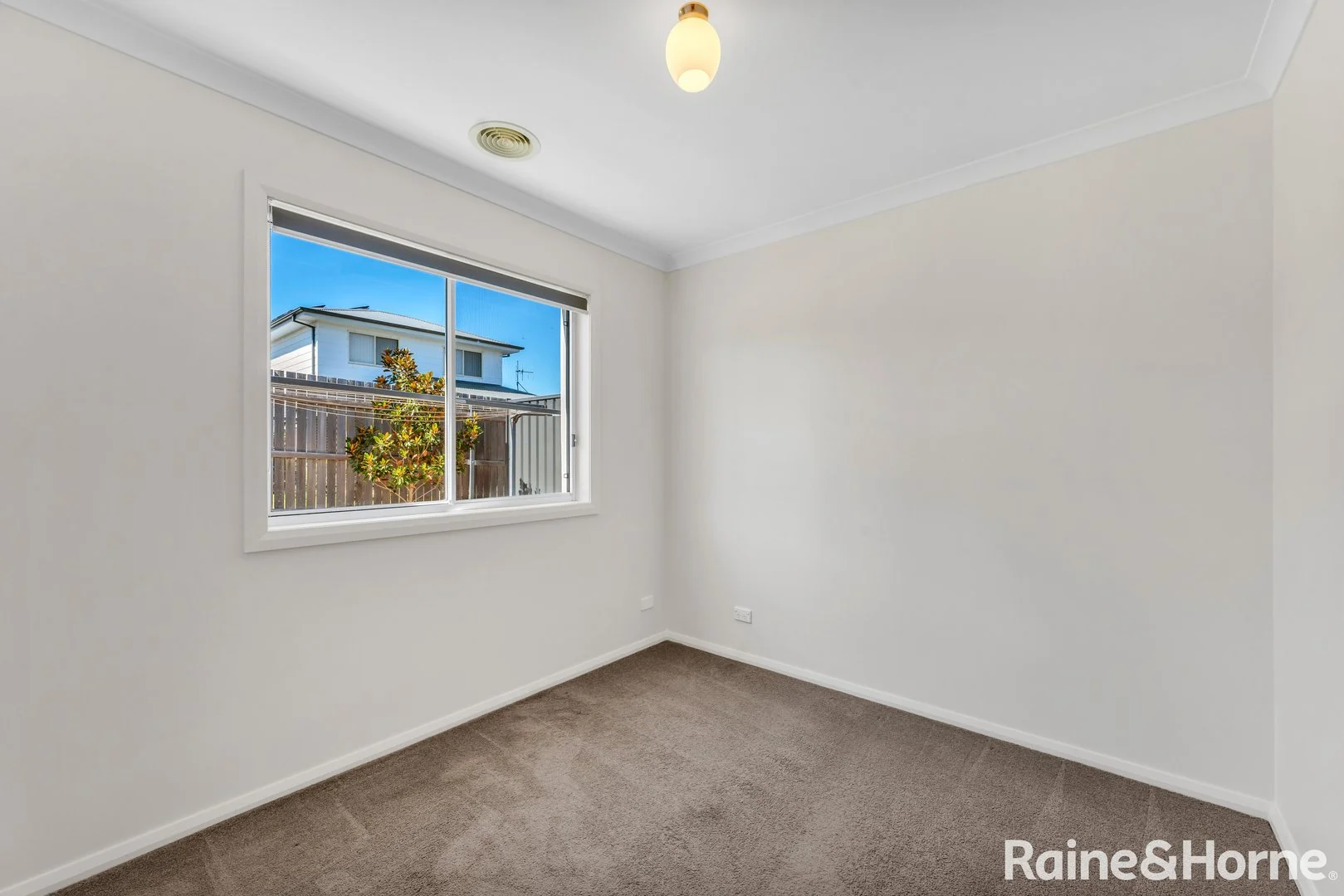 Photo of 48 Bellhouse Crescent, Moncrieff ACT 2914