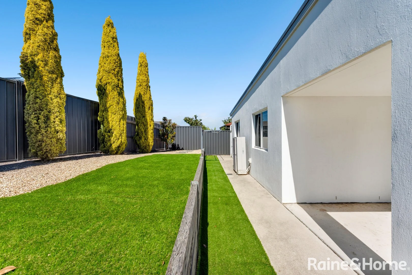 Photo of 48 Bellhouse Crescent, Moncrieff ACT 2914