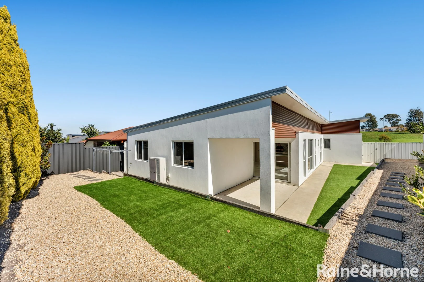 Photo of 48 Bellhouse Crescent, Moncrieff ACT 2914