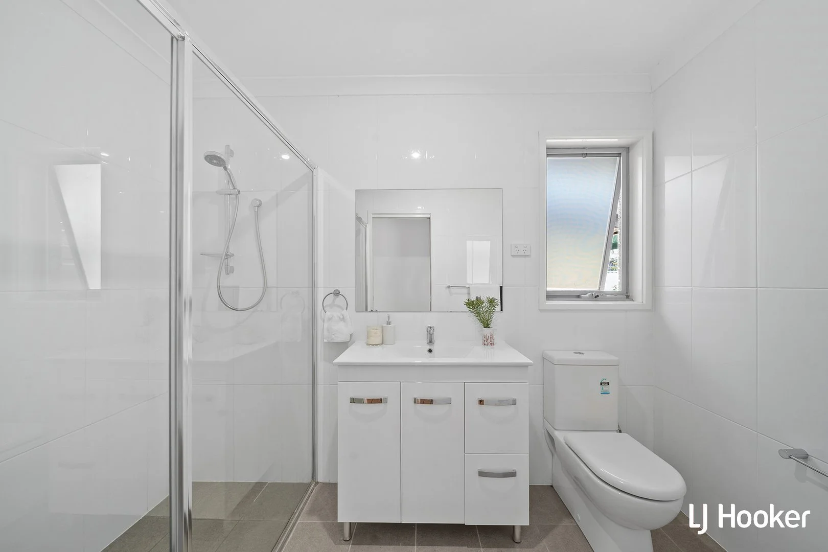 Photo of 24 Fullagar Crescent, Higgins ACT 2615