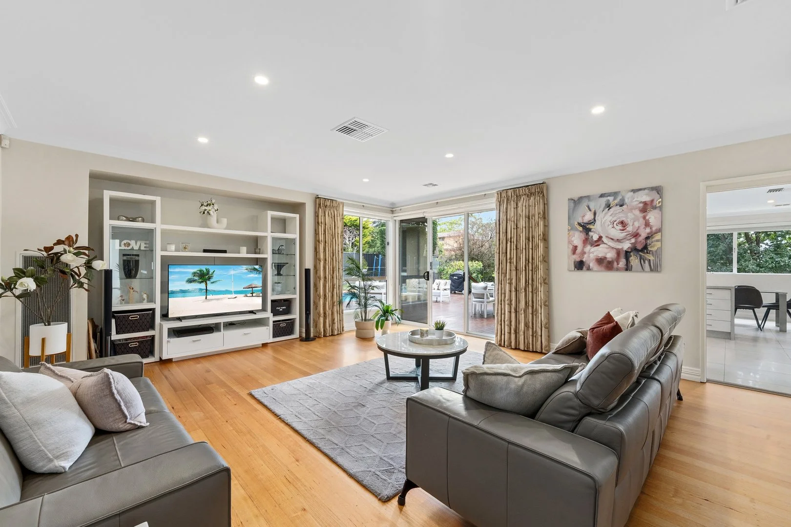 Photo of 15 Beagle Street, Red Hill ACT 2603